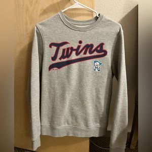 Twins Crewneck
